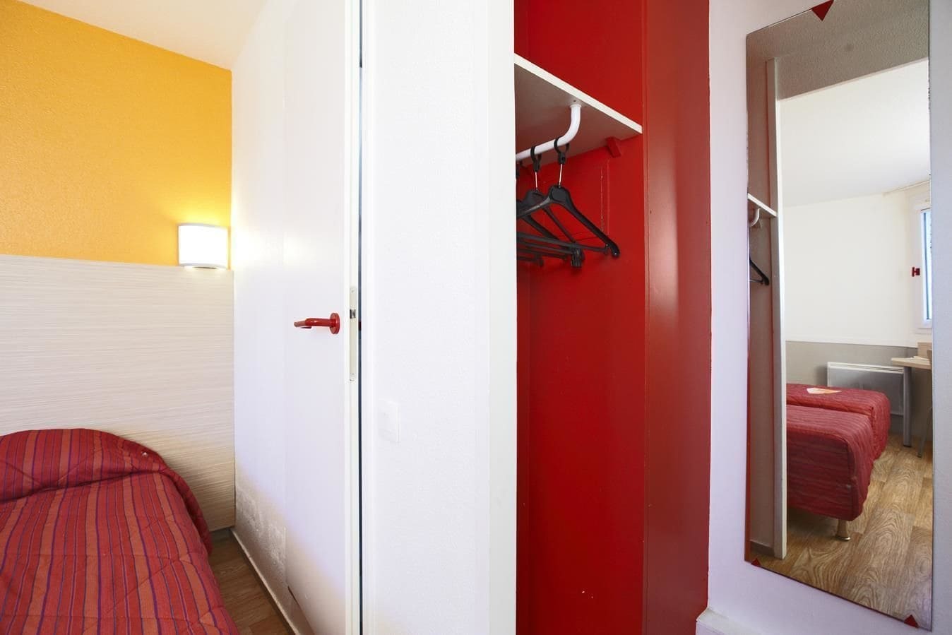 Premiere Classe Cherbourg - Tourlaville Екстер'єр фото